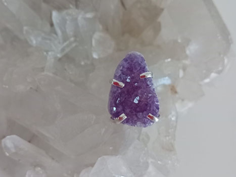 Anello regolabile Ametista in ottone argentato v3