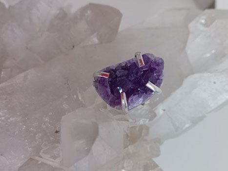 Anello regolabile Ametista in ottone argentato v4